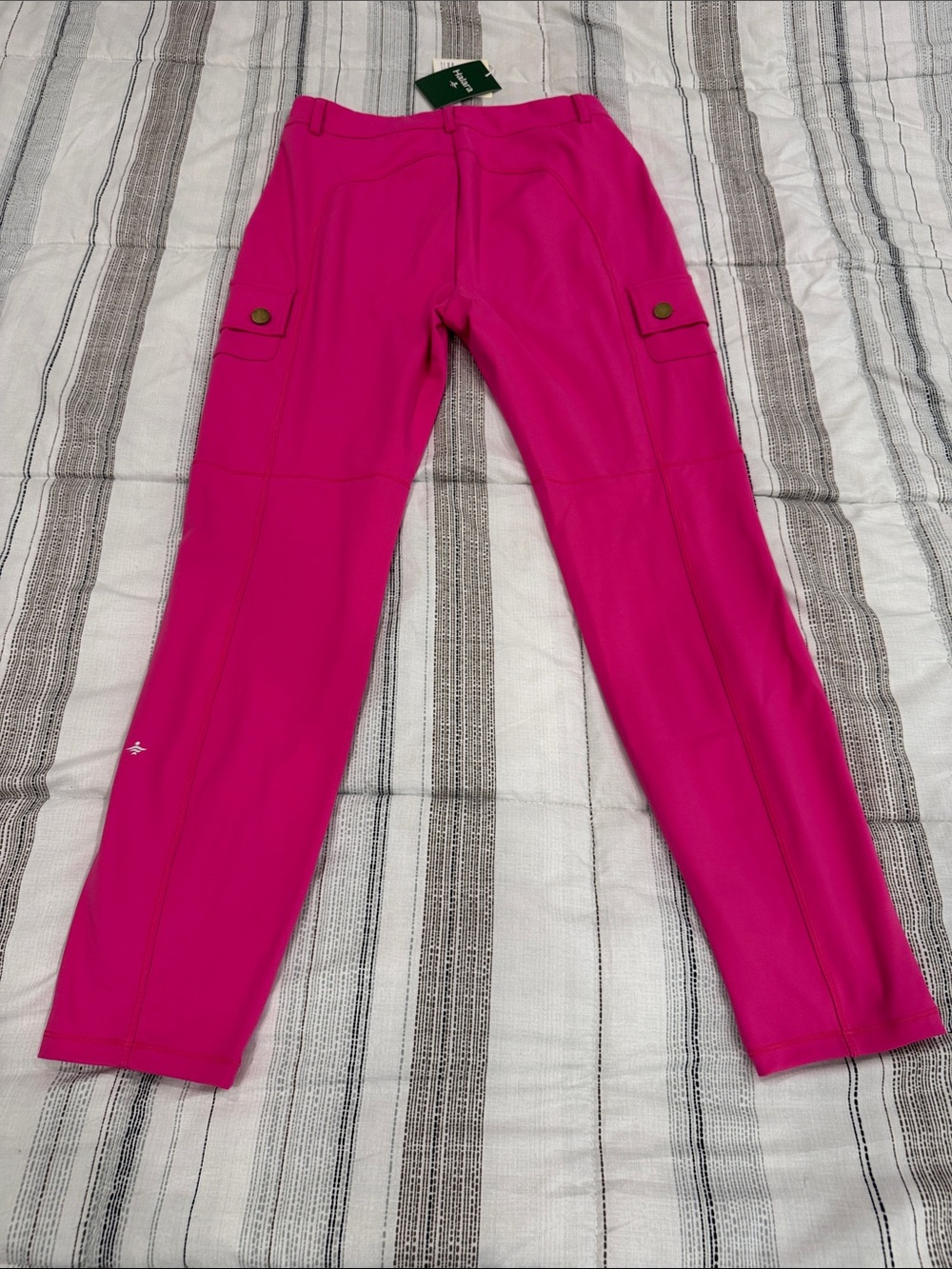 *NWT* HALARA Hot Pink Straight-Leg Cargo Pants - Picture 4 of 6